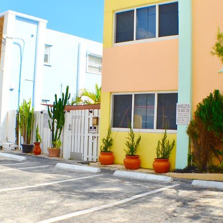 Hollywood Beachfront House Экстерьер фото
