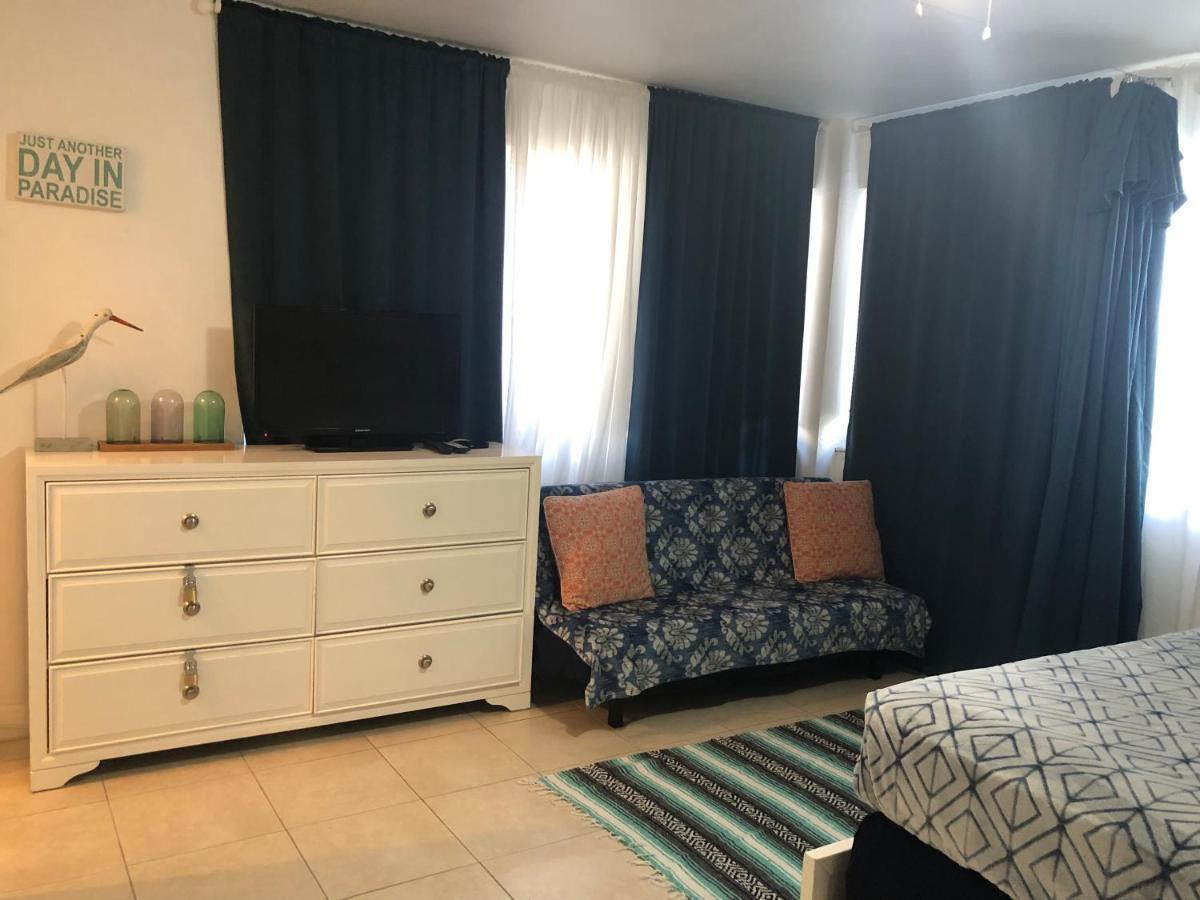 Hollywood Beachfront House Экстерьер фото