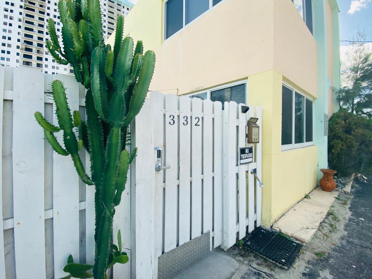 Hollywood Beachfront House Экстерьер фото