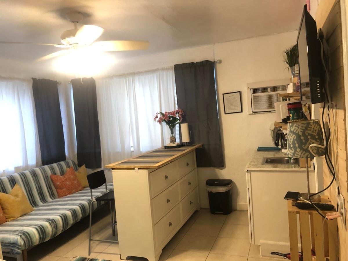 Hollywood Beachfront House Экстерьер фото