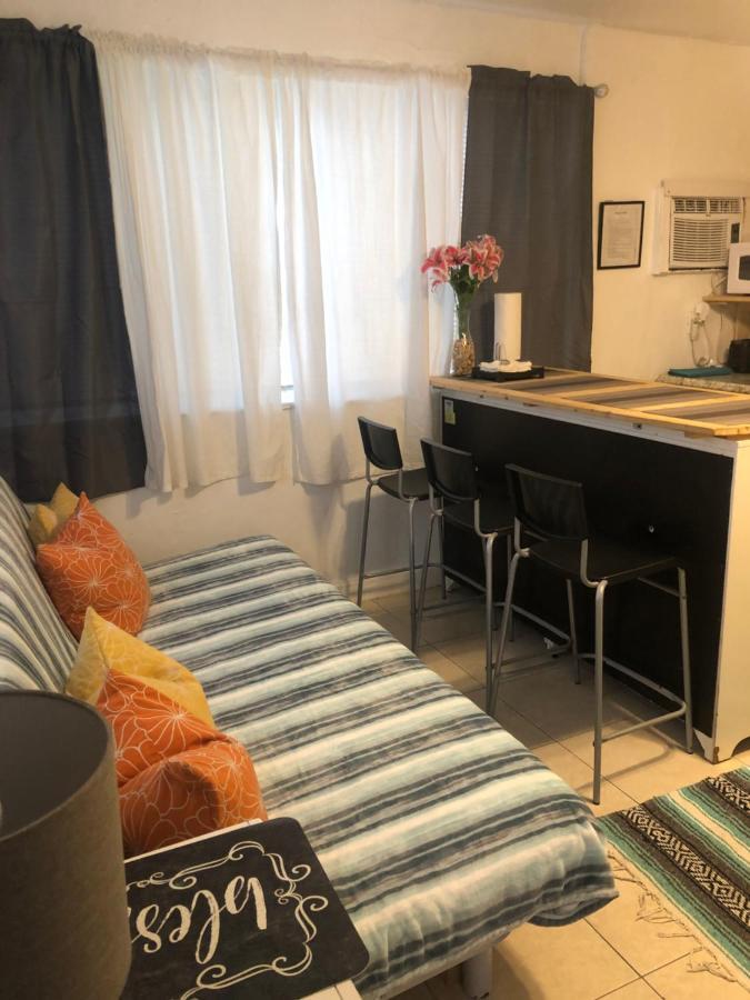 Hollywood Beachfront House Экстерьер фото