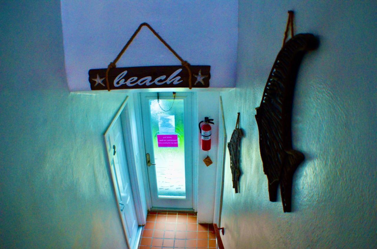 Hollywood Beachfront House Экстерьер фото