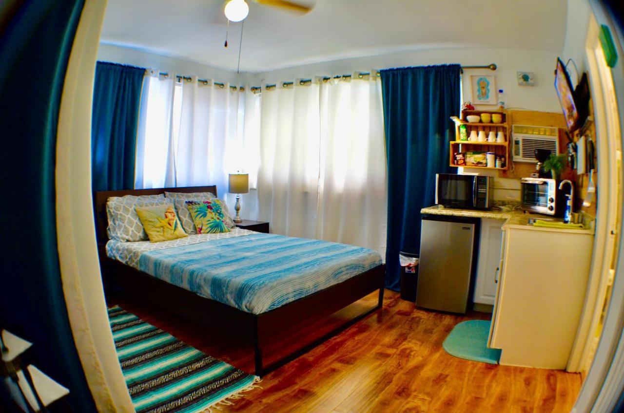 Hollywood Beachfront House Экстерьер фото
